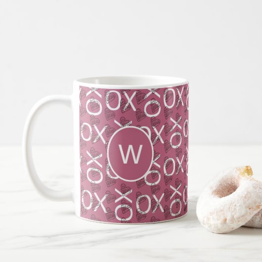 Mit Monogramm Hugs Kisses XOXO Pink Kaffeetasse (Mit Donut)