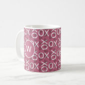 Mit Monogramm Hugs Kisses XOXO Pink Kaffeetasse (Vorderseite Links)