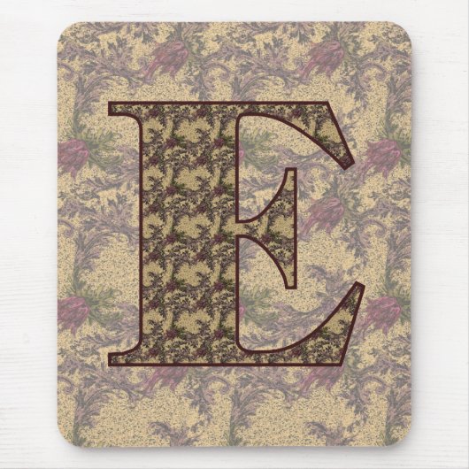 Mit Monogramm Initial E Elegante Blumenmousepad Mousepad (Vorne)