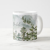 Mit Monogramm Kiefernwald und -gebirge Jumbo-Tasse (Vorderseite Rechts)