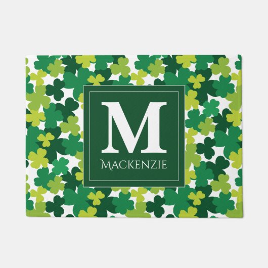 Mit Monogramm Kleeblatt des St. Patrick's Day Fußmatte (Vorderseite)