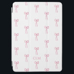 Mit Monogramm kleiner Bow Pink iPad Air Hülle<br><div class="desc">Dieses preppy-Muster zeigt handgezeichnete rosa Bögen und Ihr eigenes Monogramm.</div>