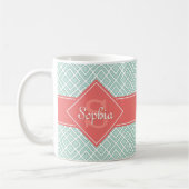 Mit Monogramm Korallen- und Minzdiamantenmuster Kaffeetasse (Links)