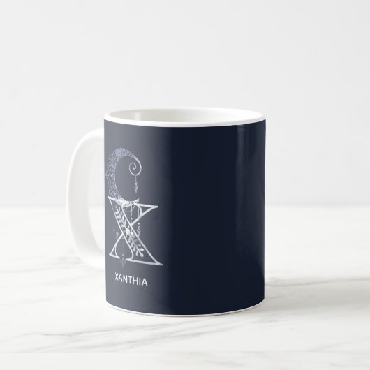 Mit Monogramm Letter X Boho Crescent Moon Mandala Kaffeetasse (Vorderseite Links)