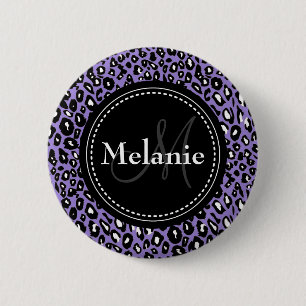Mit Monogramm Lila Schwarz-weißes Leopard-Muster Button
