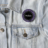 Mit Monogramm Lila Schwarz-weißes Leopard-Muster Button (Beispiel)