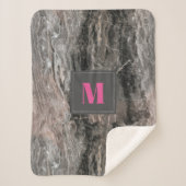 Mit Monogramm Marmorsteinmuster in Grautönen Sherpadecke (Vorderseite)