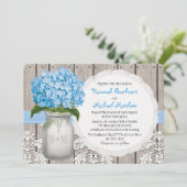 Mit Monogramm Maurer-Glasblaue Hydrangea-Hochzeit Einladung (Stehend Vorderseite)