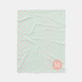 Mit Monogramm-Minze Korallendiamanten Ikat-Muster Fleecedecke (Vorderseite)