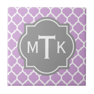 Mit Monogramm modernes Grau- und Lilac-Lattice-Mus Fliese