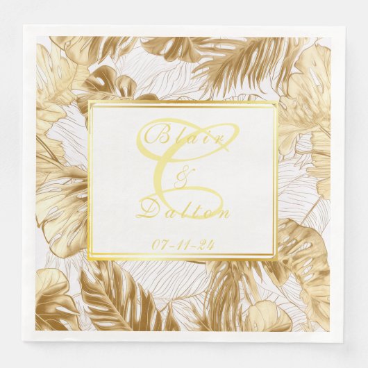 Mit Monogramm monstera Gilded Gold Wedding Serviette (Vorderseite)