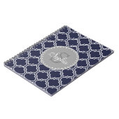 Mit Monogramm Navy Blue Lattice Muster Notizblock (Linke Seite)