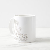 Mit Monogramm Paare Mug für Hochzeitsfeier Verlobu Kaffeetasse (Vorderseite Links)