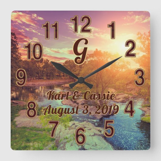 Mit Monogramm Personalisierte Uhr, rustikale Hochz Quadratische Wanduhr (Vorderseite)