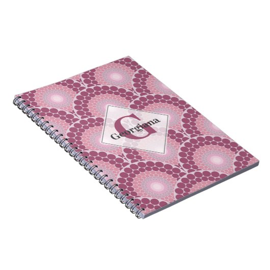 Mit Monogramm Pinks Dusky Rose Dot Mandala Notizblock (Rechte Seite)