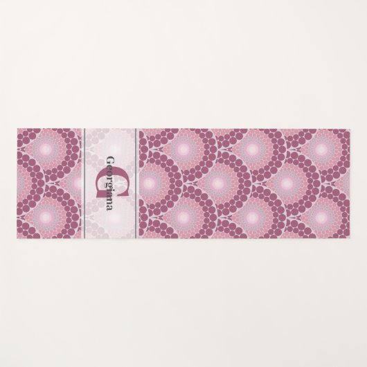 Mit Monogramm Pinks Dusky Rose Dot Mandala Yogamatte (Vorderseite (Horizontal))