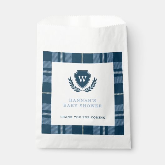 Mit Monogramm Preppy Blue Kariert Baby Dusche Geschenktütchen (Vorderseite)