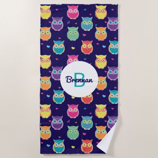 Mit Monogramm Rainbow Blue Owl Pattern Girls Strandtuch (Vorderseite)