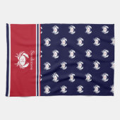 Mit Monogramm Red Navy Blue White Crab Nautic Geschirrtuch (Horizontal)