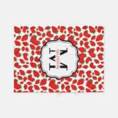 Mit Monogramm Red Strawberries Muster Fleecedecke (Vorderseite (Horizontal))