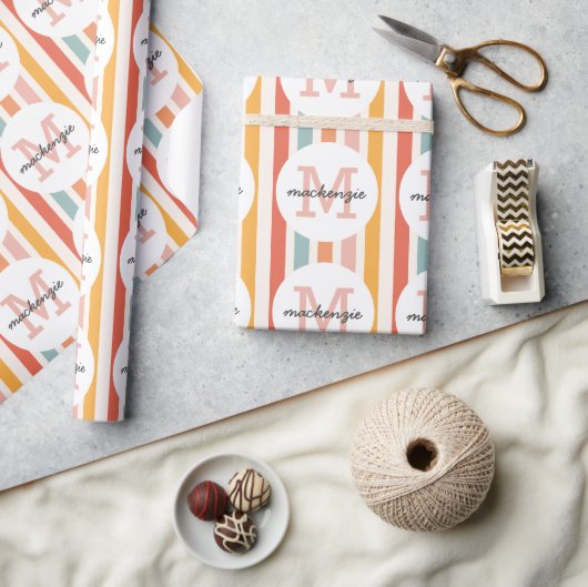 Mit Monogramm Retro Farbige Streifen Personalisier Geschenkpapier (Kunsthandwerk)