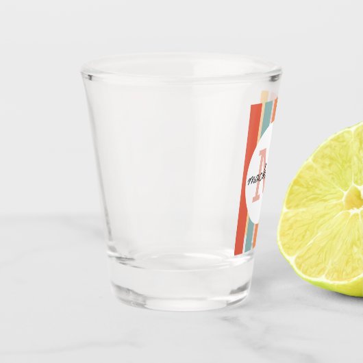 Mit Monogramm Retro Farbige Streifen Personalisier Schnapsglas (Links)