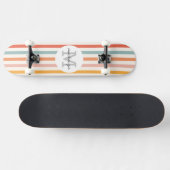 Mit Monogramm Retro Farbige Streifen Personalisier Skateboard (Horizontal)
