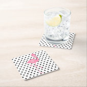 Mit Monogramm rosa Flamingo + Schwarzer Tupfen Rechteckiger Pappuntersetzer (Vor Ort)