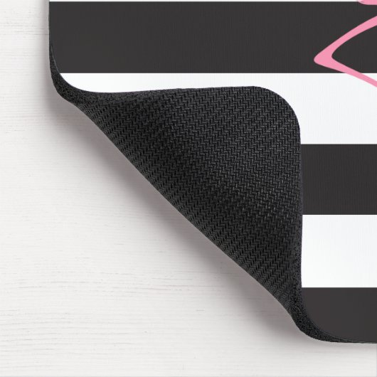 Mit Monogramm rosa Flamingo + Schwarzes + Weiße Mousepad (Ecke)