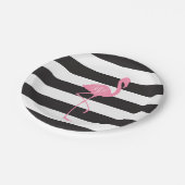 Mit Monogramm rosa Flamingo + Schwarzes + Weiße Pappteller (Schrägansicht)