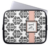 Mit Monogramm rosa schwarze Laptopschutzhülle (Vorderseite)