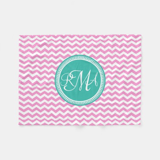 Mit Monogramm Rosa und Aquamarine Zickzack Benutze Fleecedecke (Vorderseite (Horizontal))