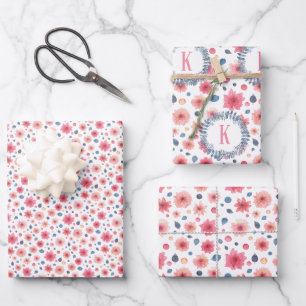 Mit Monogramm rosa und blaue Blüten Geschenkpapier Set
