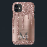 Mit Monogramm Rose Gold Glitzer Tropfen auf rosa M Case-Mate iPhone Hülle<br><div class="desc">Moderne,  mädchenhafte Rose Gold Glitzer Tropfen Name und mit Monogramm iPhone Gehäuse. Dieses Design verfügt über rot rosa Rosa Gold Glitzer funkelnde Tropfen auf rosa gebürstetem Metall Hintergrund mit benutzerdefinierten personalisierten Monogramm Initial-und Vorname Text Vorlage. Perfektes weibliches Geschenk. Wenn Sie Hilfe oder passende Artikel benötigen,  kontaktieren Sie mich bitte.</div>