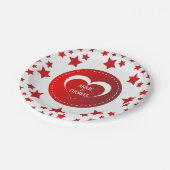 Mit Monogramm Rote Sterne und Herz Pappteller (Schrägansicht)