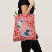 Mit Monogramm Rotherzenmuster auf Rosa Tasche (Von Nahem)