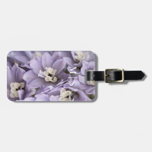 Mit Monogramm Schöne Lila Delphinium-Blume Gepäckanhänger (Vorderseite horizontal)