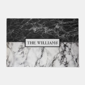 Mit Monogramm Schwarz/Weiß-Marmor Fußmatte (Vorderseite)