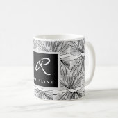 Mit Monogramm Schwarz-Weiß-Muster Kaffeetasse (VorderseiteRechts)