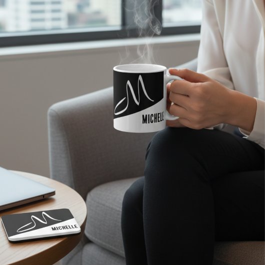 mit Monogramm Schwarz-Weiß-Split-Skript Kaffeetasse