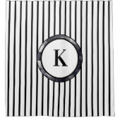 Mit Monogramm Schwarz-Weiß-Streifen Duschvorhang (Vorderseite)