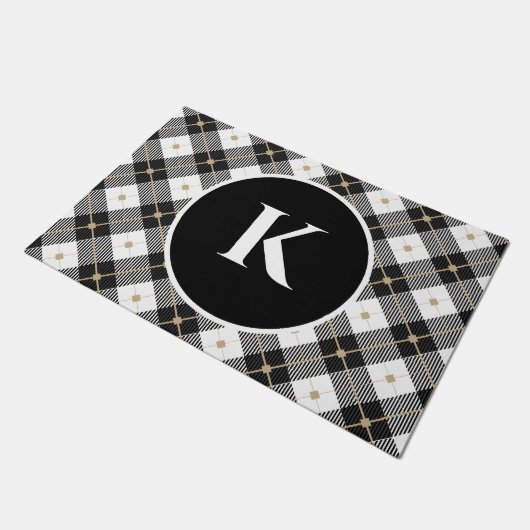 Mit Monogramm Schwarz-weißes Gold Kariert Fußmatte (Schrägansicht)