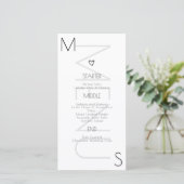 Mit Monogramm Schwarz-weißes Heart Wedding Menu (Stehend Vorderseite)