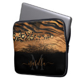 Mit Monogramm Schwarzes Gold Elegantes Skript Kupf Laptopschutzhülle (Vorderseite Links)