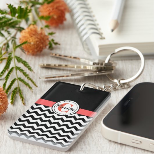 Mit Monogramm Schwarzweiß-Zickzack Acrylstoff-Schl Schlüsselanhänger (Vorderseite rechts)