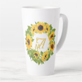 Mit Monogramm Sonnenblumen Muster dekorativ Milchtasse (Rechte Ecke)