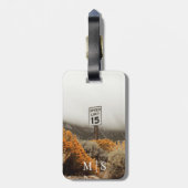 Mit Monogramm Speed Limit 15 Signature Golden Sage Gepäckanhänger (Rückseite vertikal)