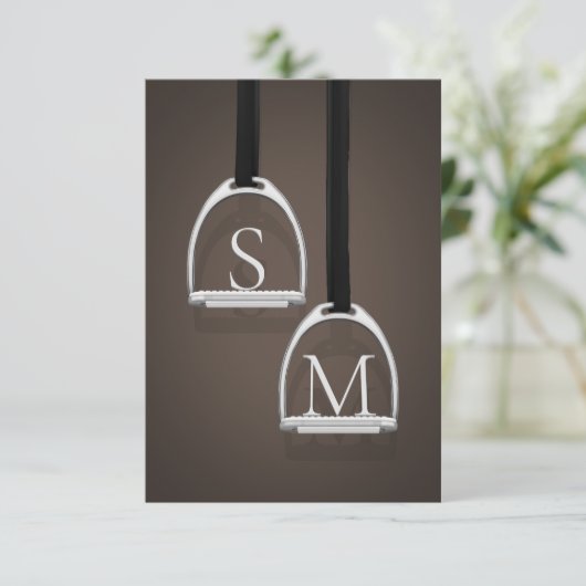 Mit Monogramm Stirrup Irons Dark Brown Reittier Dankeskarte (Stehend Vorderseite)