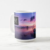 Mit Monogramm Sunset Boat on Water Kaffeetasse (Vorderseite Links)