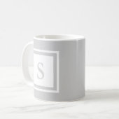 Mit Monogramm Tasse - Grau u. Weiß (Vorderseite Links)